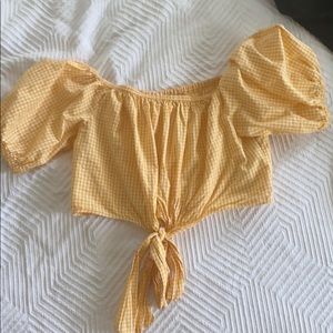 ZARA TRAFALUC YELLOW GINGHAM CROP TOP✨